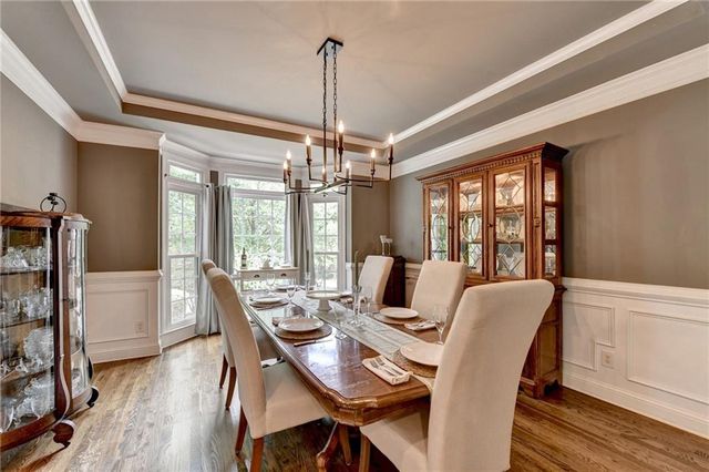 5062 Oak Farm Way, Flowery Branch, GA 30542