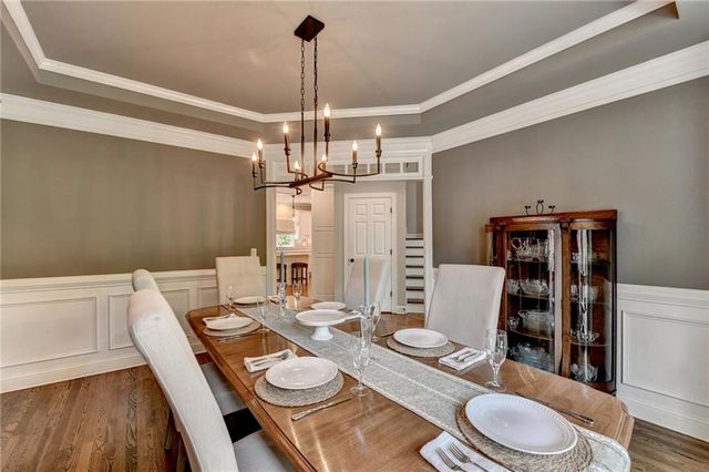 5062 Oak Farm Way, Flowery Branch, GA 30542