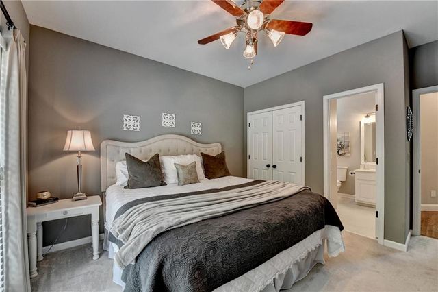 5062 Oak Farm Way, Flowery Branch, GA 30542