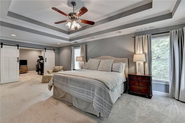 5062 Oak Farm Way, Flowery Branch, GA 30542
