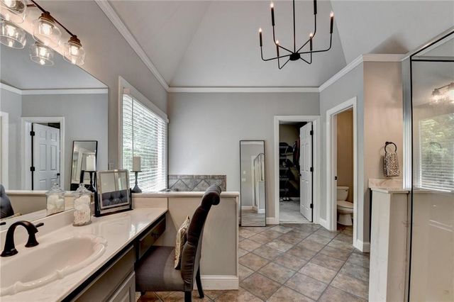 5062 Oak Farm Way, Flowery Branch, GA 30542