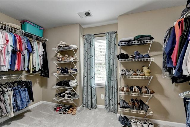 5062 Oak Farm Way, Flowery Branch, GA 30542