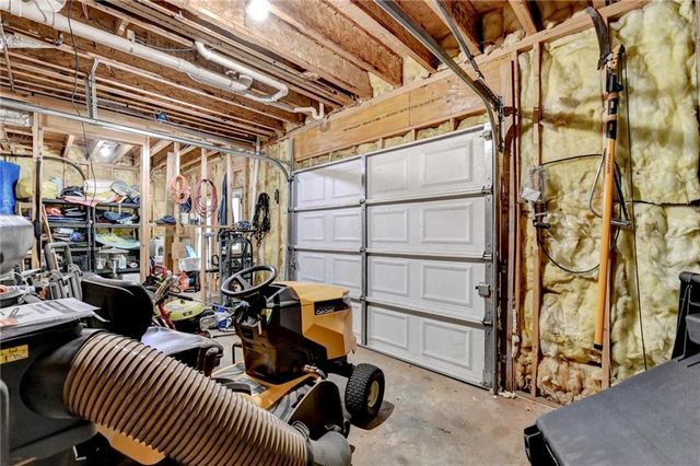 5062 Oak Farm Way, Flowery Branch, GA 30542