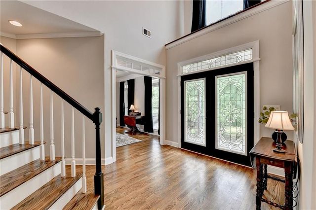 5062 Oak Farm Way, Flowery Branch, GA 30542