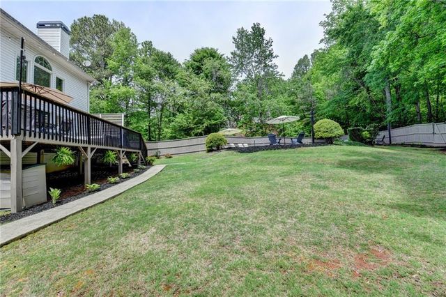 5062 Oak Farm Way, Flowery Branch, GA 30542