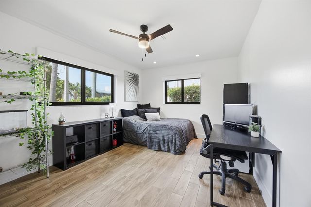 2380 SE 8TH Street, Pompano Beach, FL 33062