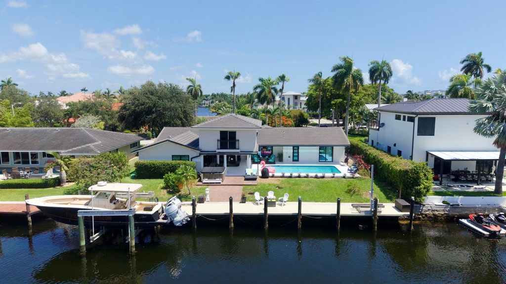 2380 SE 8TH Street, Pompano Beach, FL 33062