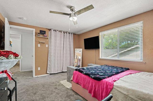 3217 Knights Haven Lane, Garland, TX 75044