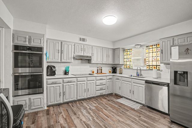 3217 Knights Haven Lane, Garland, TX 75044
