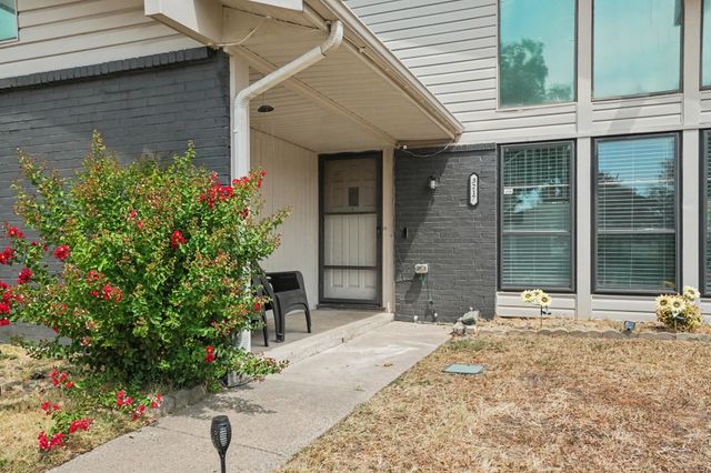 3217 Knights Haven Lane, Garland, TX 75044
