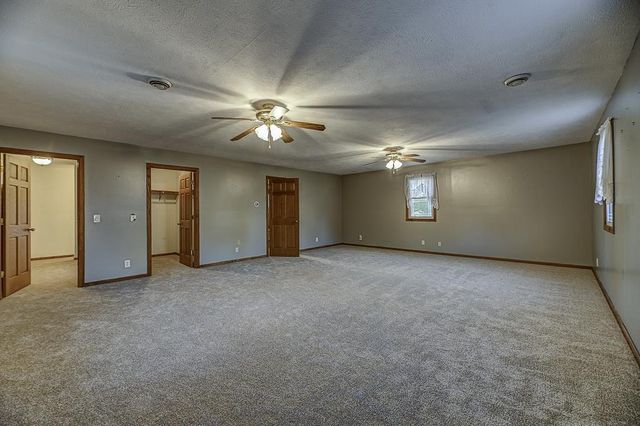 1641 S Walnut Street, Janesville, WI 53546