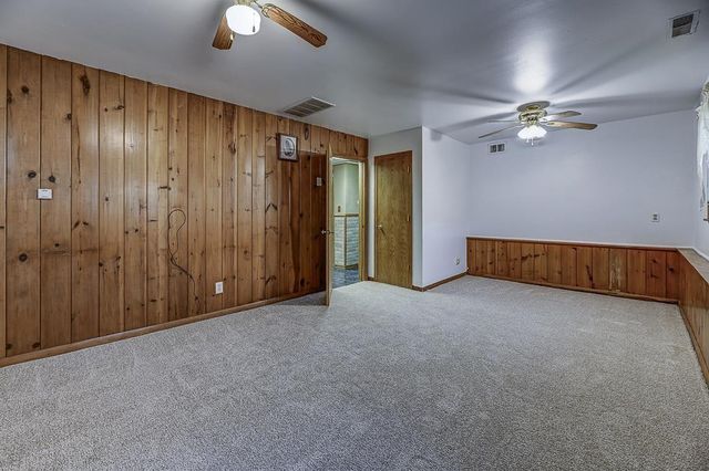 1641 S Walnut Street, Janesville, WI 53546