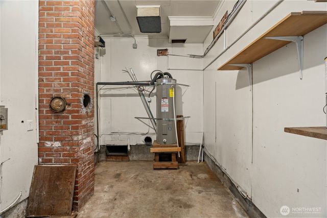 515 5th Street, Hoquiam, WA 98550