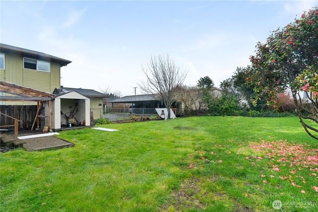 515 5th Street, Hoquiam, WA 98550