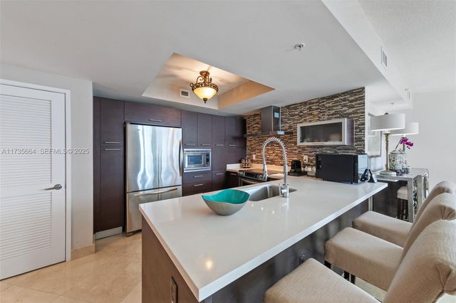 250 Sunny Isles Boulevard 31402, Sunny Isles Beach, FL 33160
