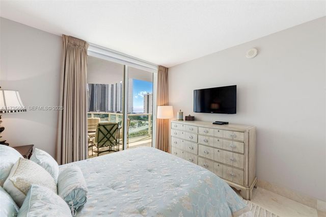 250 Sunny Isles Boulevard 31402, Sunny Isles Beach, FL 33160