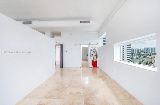 7934 W Dr 1101 1101, North Bay Village, FL 33141