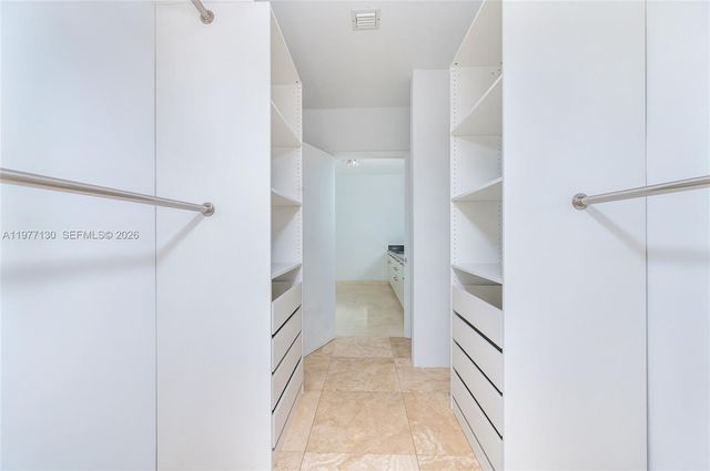 7934 W Dr 1101 1101, North Bay Village, FL 33141