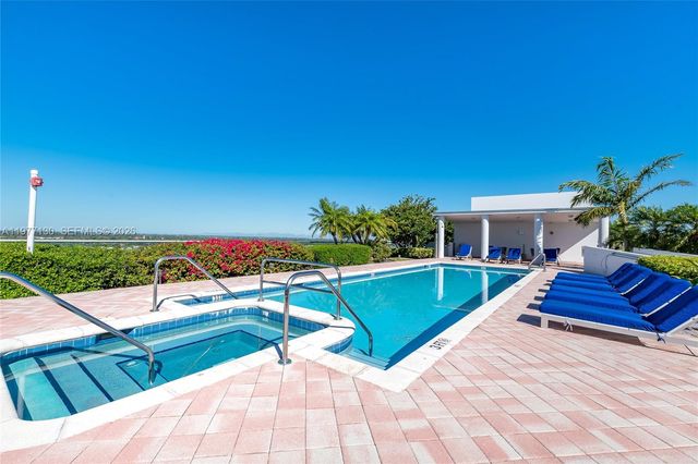 7934 W Dr 1101 1101, North Bay Village, FL 33141