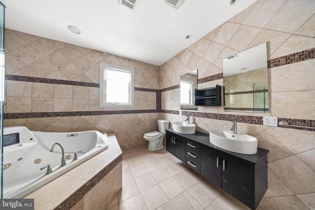 69-71 SUMMIT RD, Elizabeth, NJ 07208