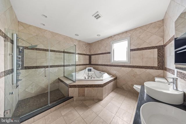 69-71 SUMMIT RD, Elizabeth, NJ 07208
