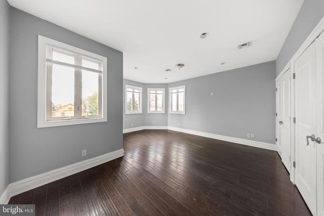 69-71 SUMMIT RD, Elizabeth, NJ 07208