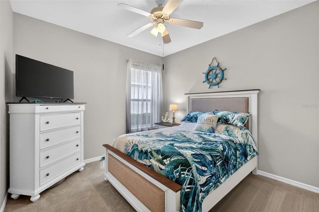 8011 PINE HOLLOW DRIVE, Mount Dora, FL 32757