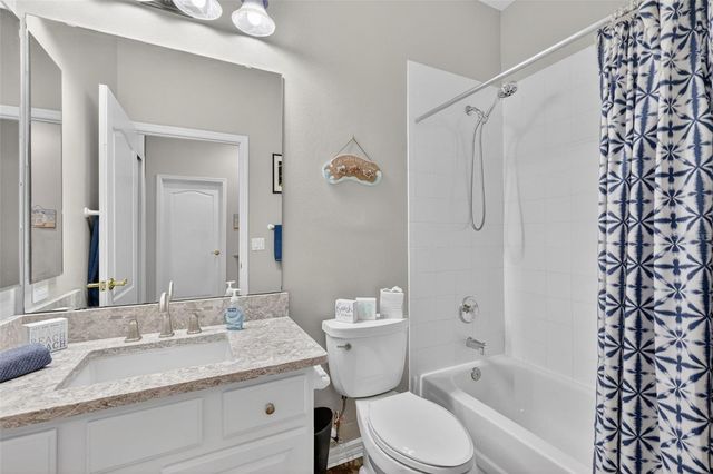 8011 PINE HOLLOW DRIVE, Mount Dora, FL 32757