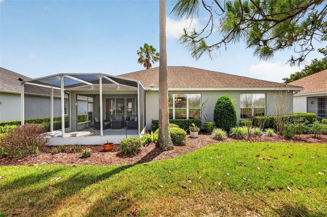 8011 PINE HOLLOW DRIVE, Mount Dora, FL 32757