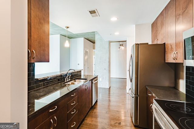 860 Peachtree Street NE 2202, Atlanta, GA 30308