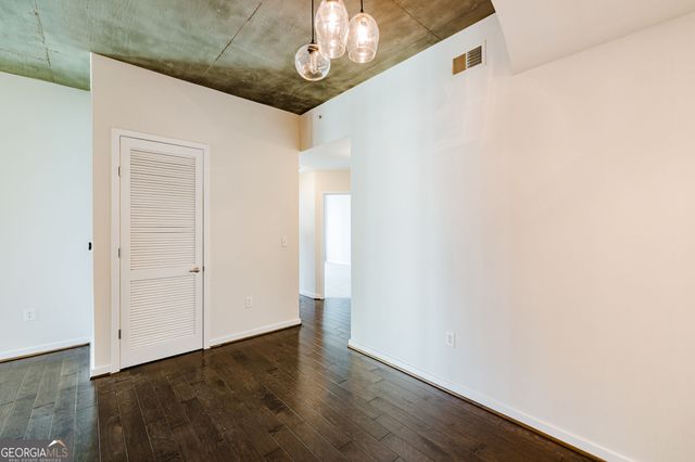 860 Peachtree Street NE 2202, Atlanta, GA 30308