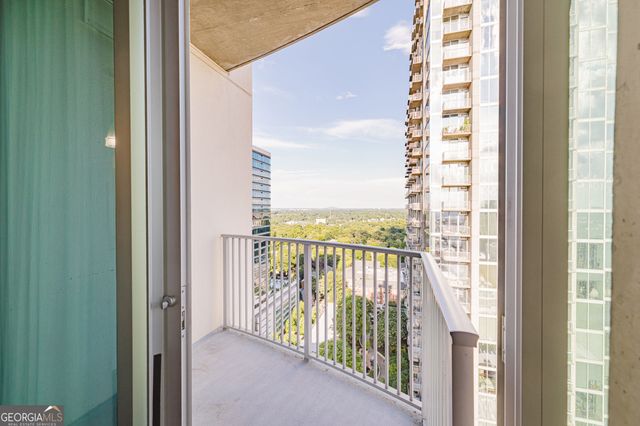 860 Peachtree Street NE 2202, Atlanta, GA 30308