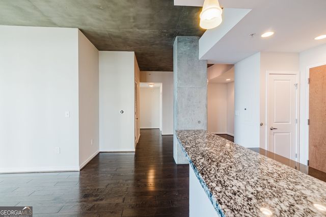 860 Peachtree Street NE 2202, Atlanta, GA 30308