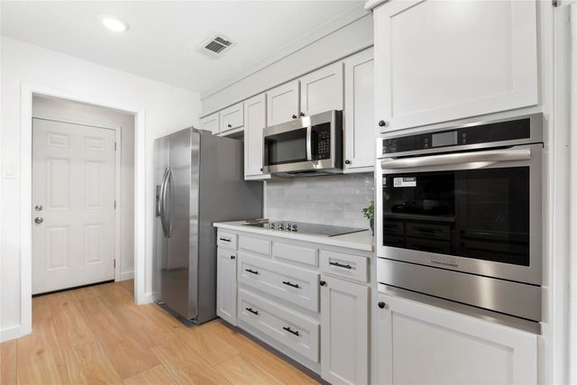2703 Regal Drive, Denison, TX 75020