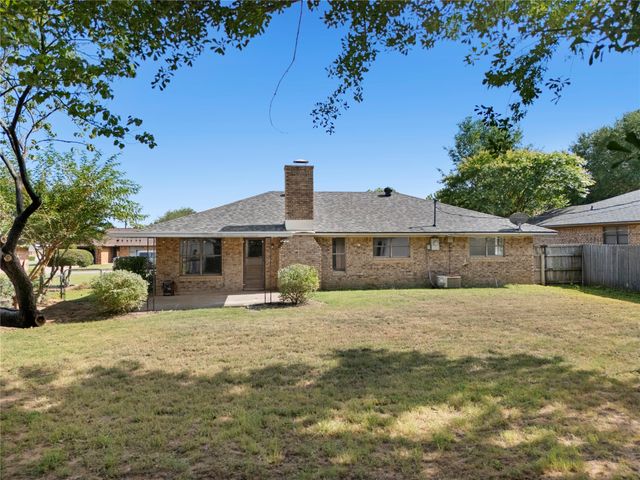 2703 Regal Drive, Denison, TX 75020