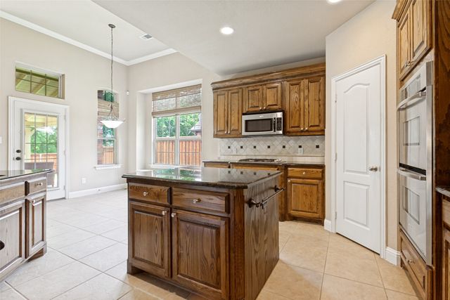 1701 Thornberry Drive, Wylie, TX 75098