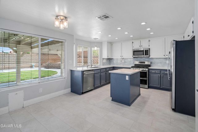 41212 Laidlaw Lane, Palmdale, CA 93551
