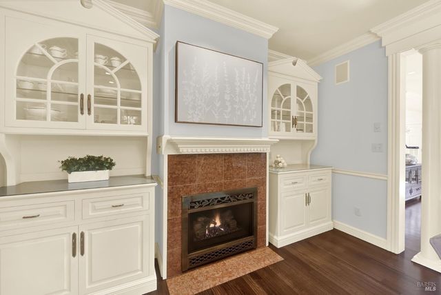 2 Remington Ct, Napa, CA 94558