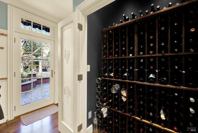 2 Remington Ct, Napa, CA 94558