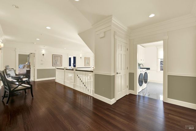 2 Remington Ct, Napa, CA 94558