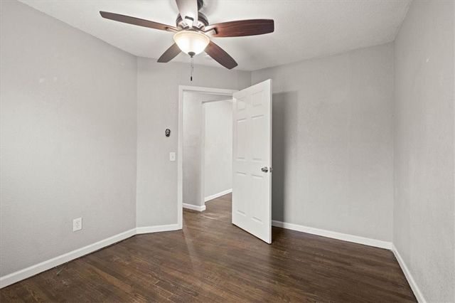 10505 Oakland Avenue, Kansas City, MO 64134