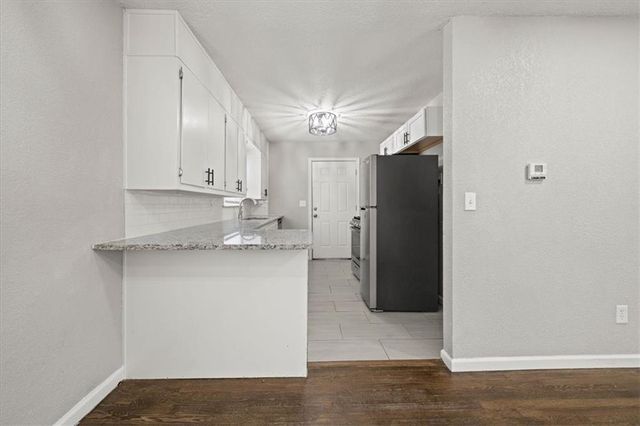 10505 Oakland Avenue, Kansas City, MO 64134