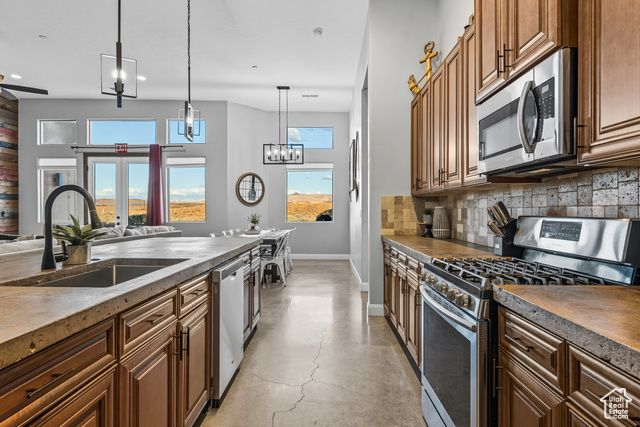 3221 S 4900 W, Hurricane, UT 84737