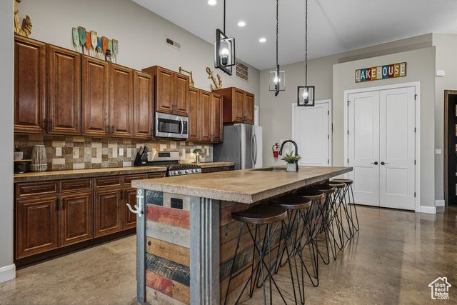 3221 S 4900 W, Hurricane, UT 84737