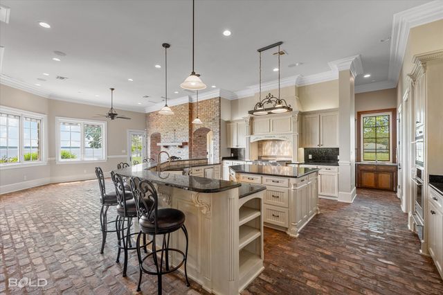 10099 Ferry Lake Road, Oil City, LA 71061