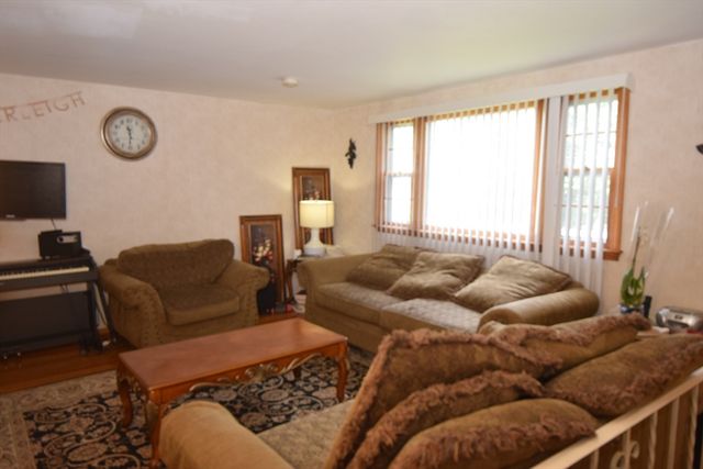 2196 Central, Stoughton, MA 02072