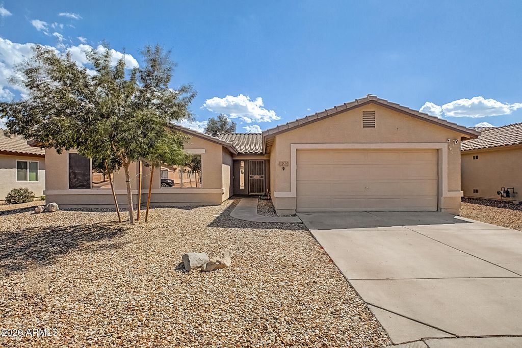 10521 W VIRGINIA Avenue, Avondale, AZ 85392 — exterior