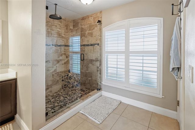 4738 Ashley Lake Circle, Vero Beach, FL 32967