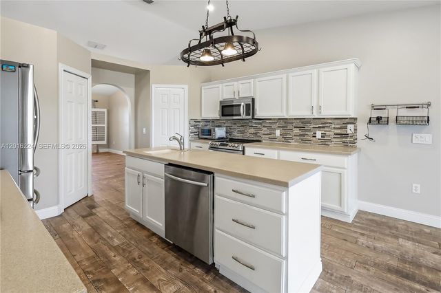 4738 Ashley Lake Circle, Vero Beach, FL 32967