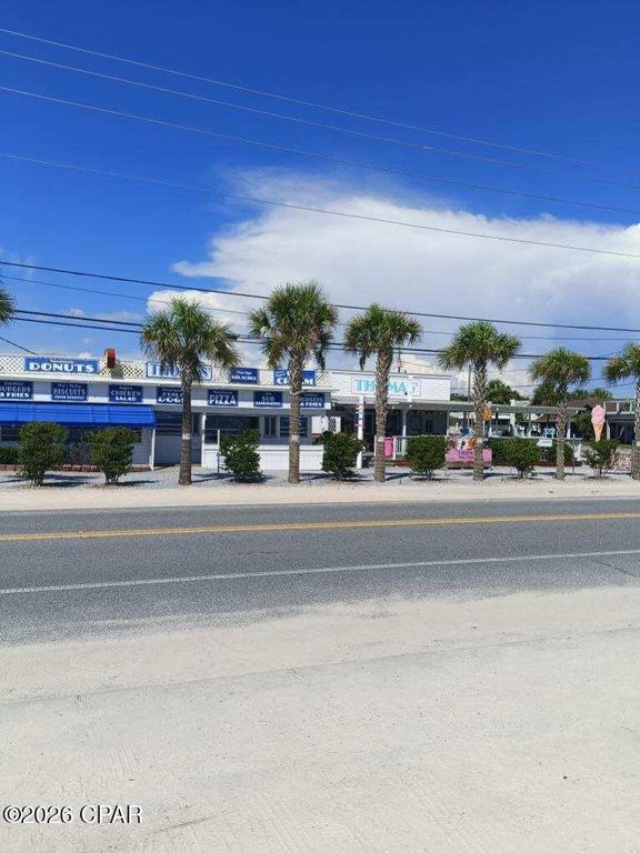 Image 11 of property listing at 215 Palmetto Place, Panama City Beach, FL 32413